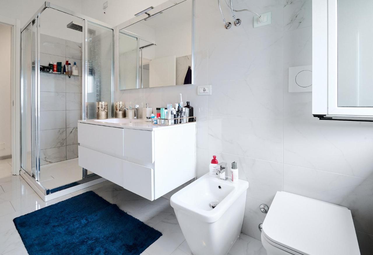 Lux 180Sqm Flat - Entire Last Floor Milano Exteriör bild
